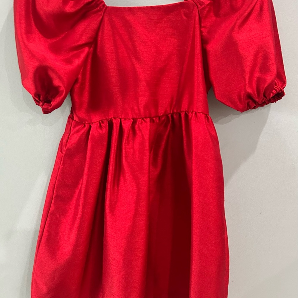 Elegant Red Puff Sleeve Dress